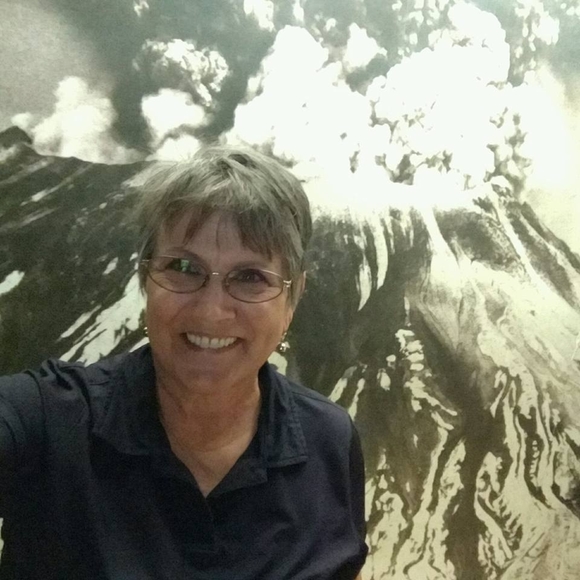 Meet your Posher, Joanie - Picture 1 of 1